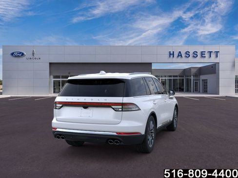 Used 2026 Lincoln Aviator AWD image 9