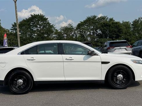 Used 2018 Ford Taurus Police Interceptor AWD image 6