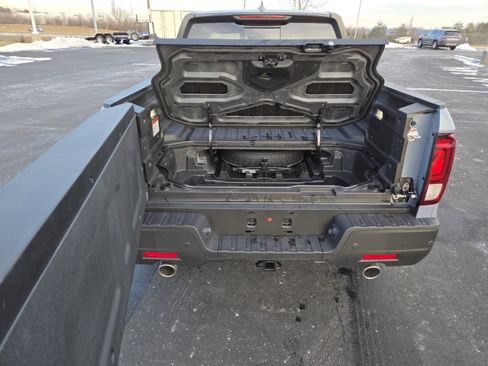 New 2026 Honda Ridgeline Black Edition image 22