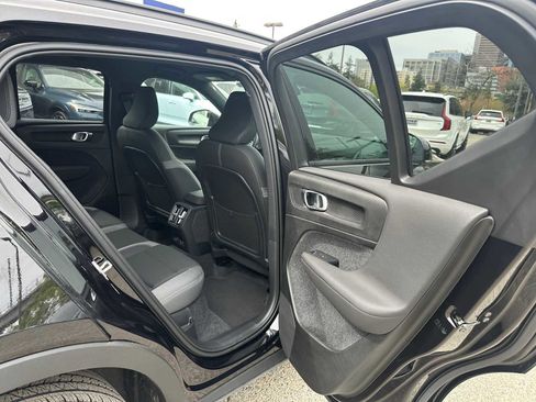 Used 2025 Volvo EX40 Core w/ Climate Package AWD/4WD image 13