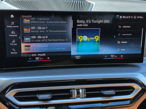 Certified 2024 BMW 330i Sedan w/ M Sport Package image 23