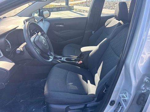 Used 2021 Toyota Corolla LE image 17