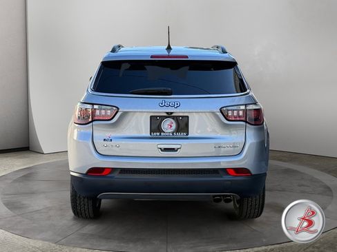Used 2019 Jeep Compass Limited AWD/4WD image 6