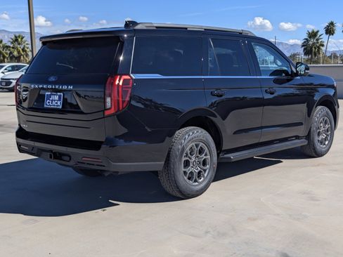 New 2026 Ford Expedition Active RWD image 2
