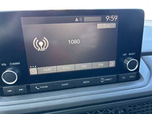 Used 2023 Honda Accord EX image 12