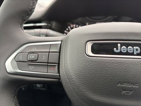 New 2026 Jeep Compass Limited image 18