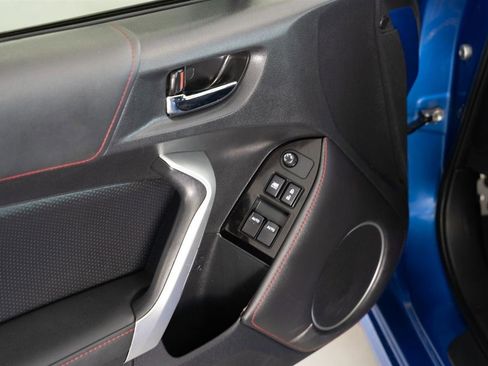 Used 2020 Subaru BRZ Limited w/ Performance Package image 18