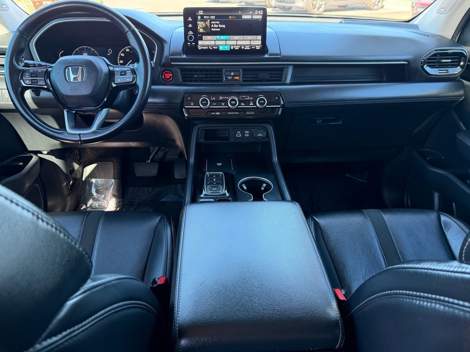 Used 2024 Honda Pilot Touring image 18