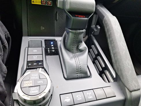 Used 2026 Toyota Tacoma TRD Off-Road w/ TRD Off Road Premium Package AWD/4WD image 30