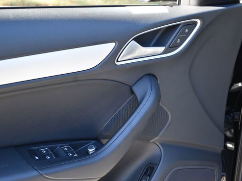 Used 2018 Audi Q3 2.0T Premium image 19