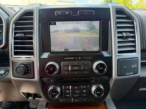 Used 2015 Ford F150 King Ranch w/ Equipment Group 601A Luxury AWD/4WD image 25
