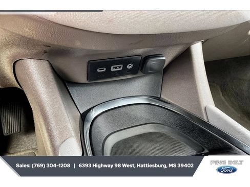 Used 2024 Chevrolet Malibu LT FWD image 23