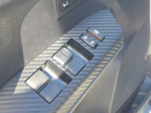 Used 2015 Toyota RAV4 Limited AWD/4WD image 24