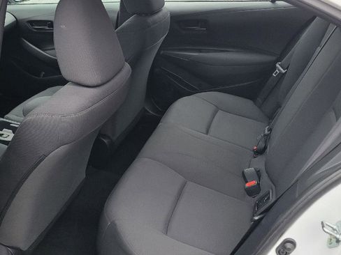 Used 2024 Toyota Corolla LE image 6
