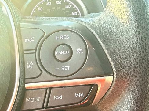 Used 2024 Toyota Camry LE w/ Convenience Package image 22