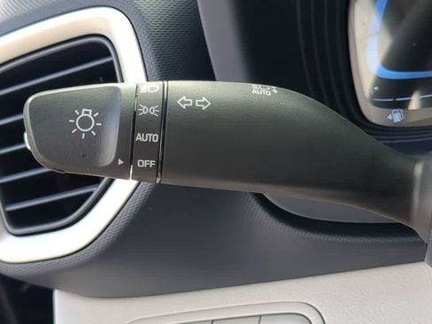 New 2026 Hyundai Venue SEL FWD image 27