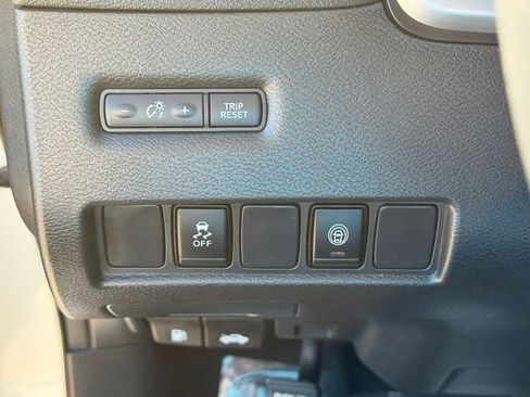 Certified 2023 Nissan Murano SV FWD image 12
