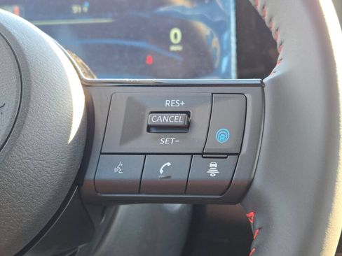 Used 2026 Nissan Kicks SR w/ Cold Weather Package AWD/4WD image 28