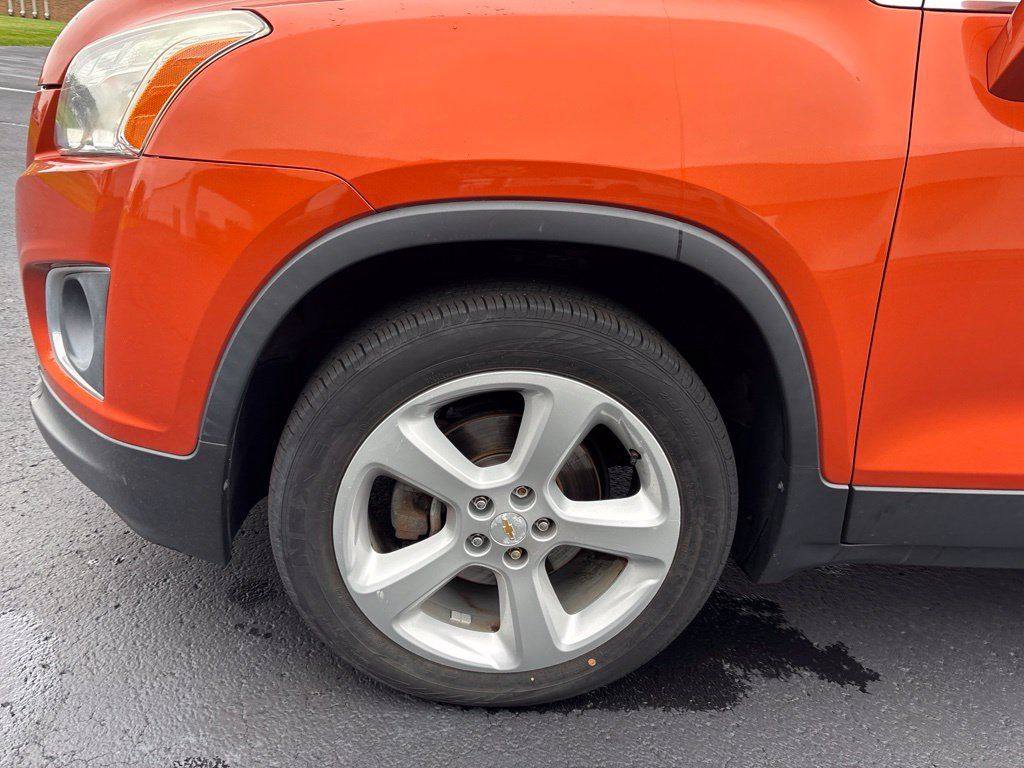 Used 2015 Chevrolet Trax LTZ AWD/4WD image 9