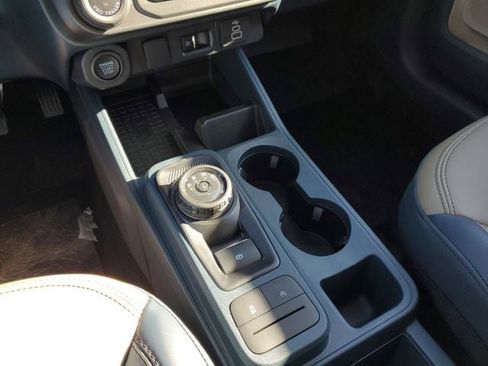 New 2025 Ford Maverick Lariat w/ 4K Tow Package image 29