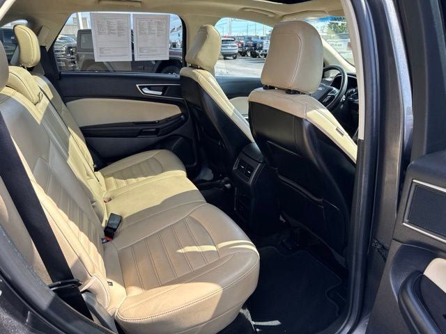 Used 2020 Ford Edge SEL w/ Cold Weather Package AWD/4WD image 23