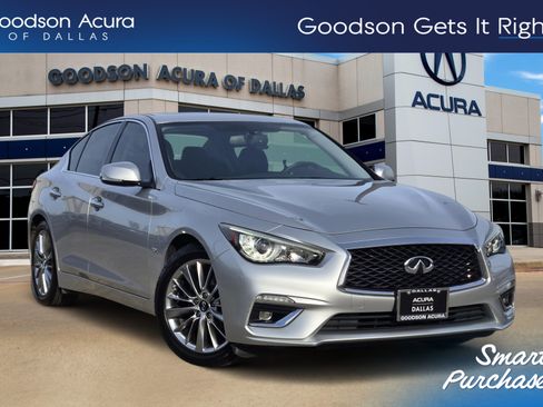 Used 2018 INFINITI Q50 Luxe image 1