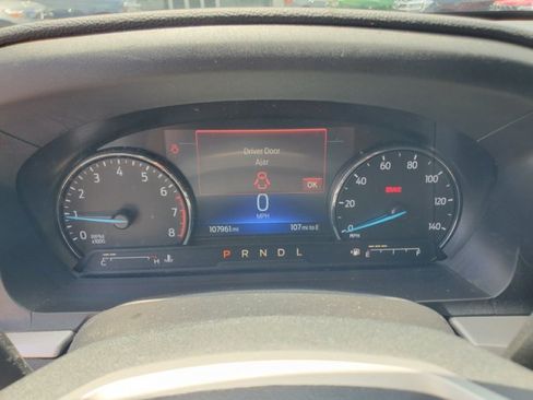 Certified 2023 Ford Explorer XLT RWD image 20