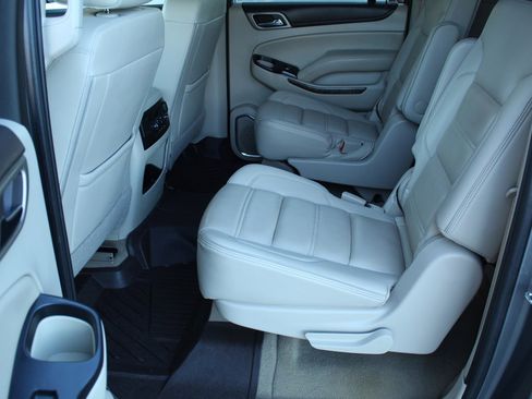 Used 2018 GMC Yukon XL Denali w/ Open Road Package image 17