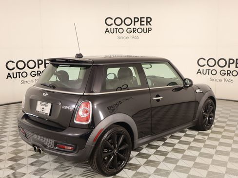 Used 2013 MINI Cooper S image 18