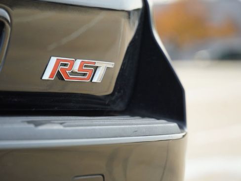 Used 2023 Chevrolet Suburban RST w/ Luxury Package image 8