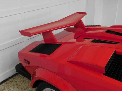 Used 1986 Lamborghini Countach Coupe image 9