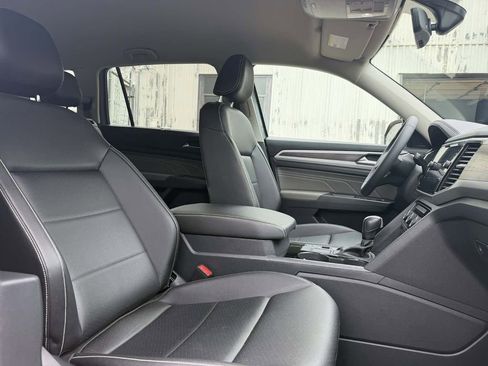 Used 2023 Volkswagen Atlas SE FWD image 7