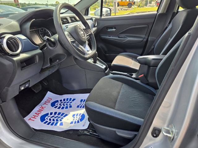 Certified 2025 Nissan Versa SV FWD image 9