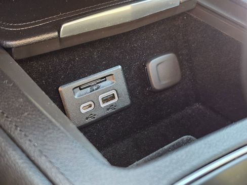 Used 2019 Cadillac XT4 Sport image 35