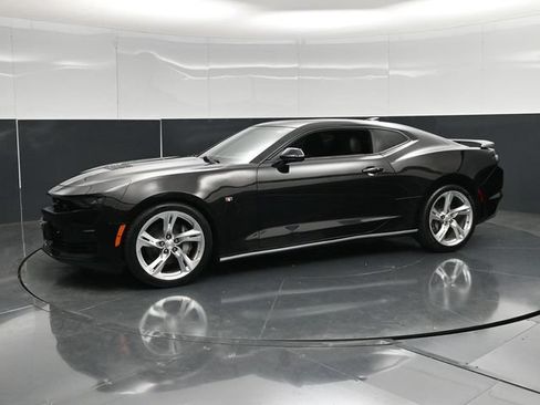 Used 2019 Chevrolet Camaro SS RWD image 9