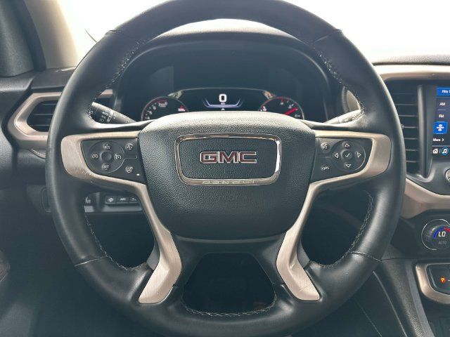 Used 2023 GMC Acadia Denali w/ Denali Technology Package AWD/4WD image 17