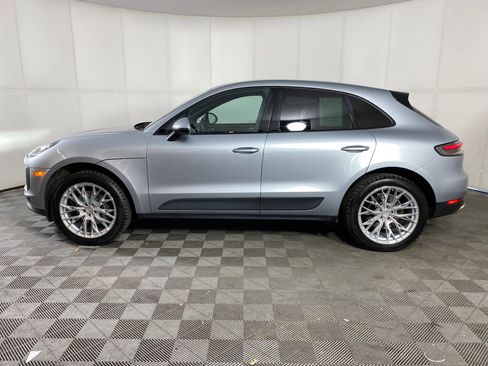 Used 2020 Porsche Macan image 2