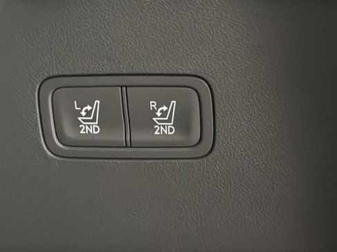 Used 2024 Hyundai Santa Fe Calligraphy AWD/4WD image 30