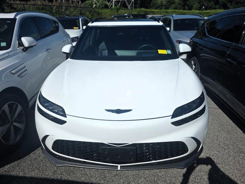Used 2025 Genesis GV60 Performance AWD/4WD image 11