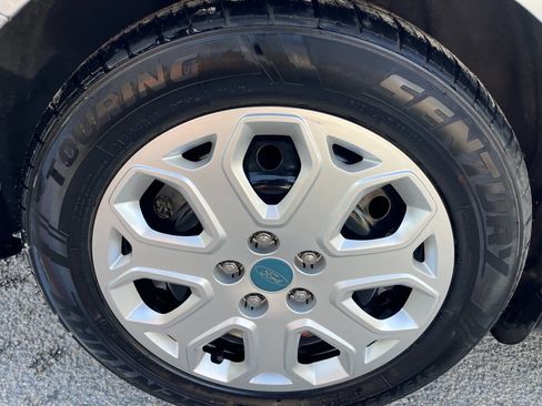 Used 2012 Ford Focus SE image 30