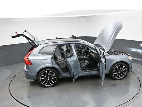 Used 2023 Volvo XC60 B5 Ultimate w/ Climate Package FWD image 49