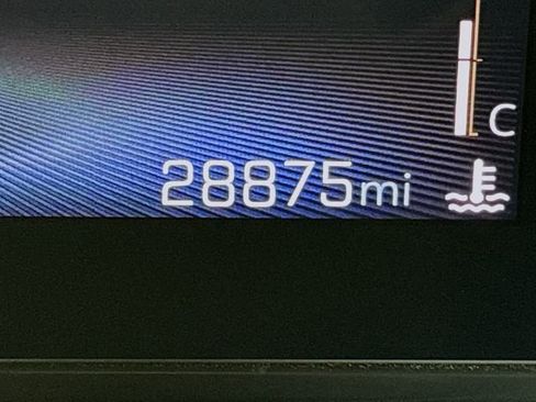 Used 2024 Chevrolet TrailBlazer RS w/ Driver Confidence Package image 12