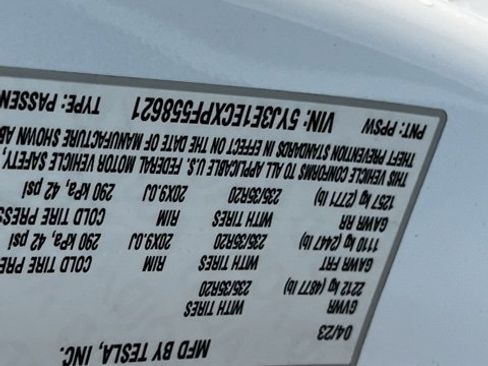 Used 2023 Tesla Model 3 Performance image 36