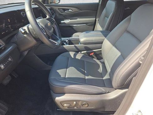 Used 2026 Chevrolet Traverse LT AWD/4WD image 16