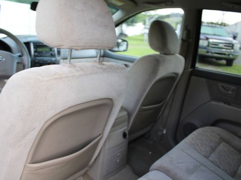 Used 2008 Kia Sorento 2WD image 28