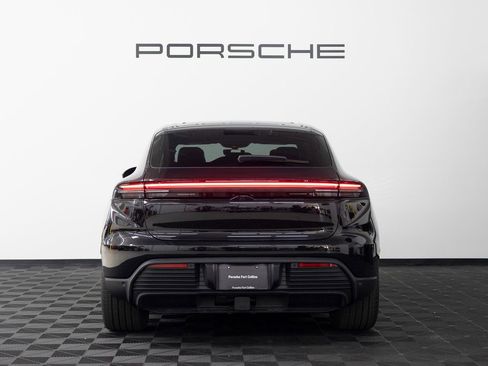 New 2026 Porsche Macan 4 Electric AWD/4WD image 7