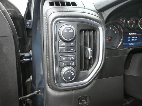 Used 2020 Chevrolet Silverado 1500 LT Trail Boss image 13