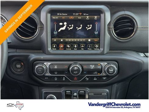 Used 2023 Jeep Gladiator Overland AWD/4WD image 16