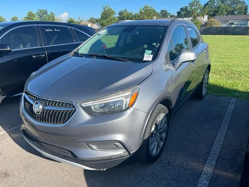 Used 2019 Buick Encore Preferred FWD image 1