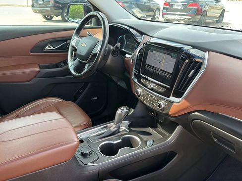 Used 2018 Chevrolet Traverse High Country AWD/4WD image 80